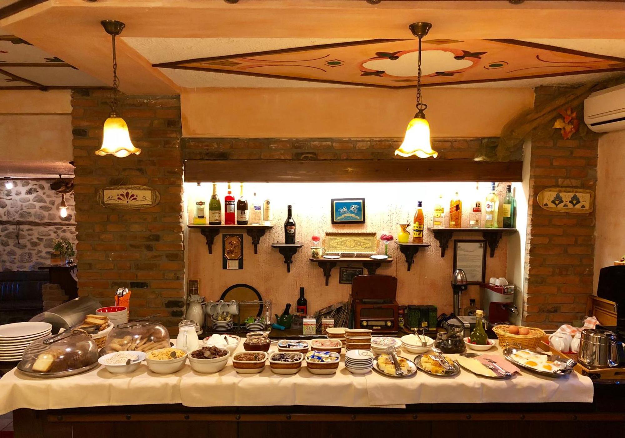 Archontiko Mesohori Meteora Hotel Kalampáka Buitenkant foto