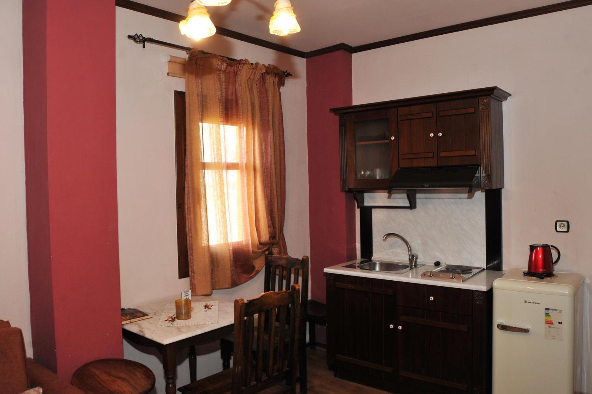 Archontiko Mesohori Meteora Hotel Kalampáka Buitenkant foto